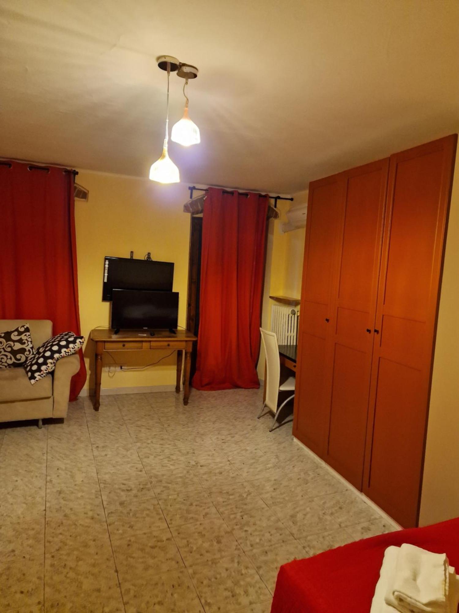 Locanda Al Centrale Caprino Veronese Buitenkant foto