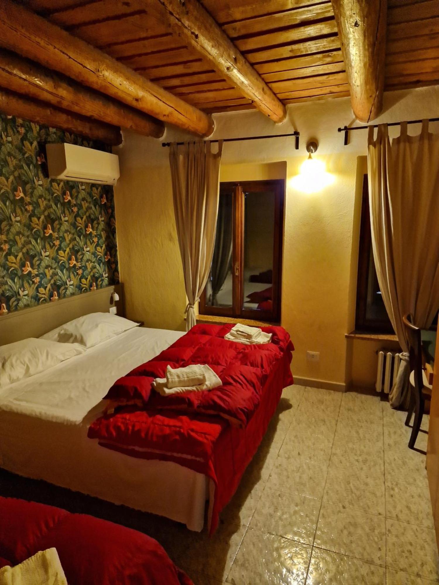 Locanda Al Centrale Caprino Veronese Buitenkant foto