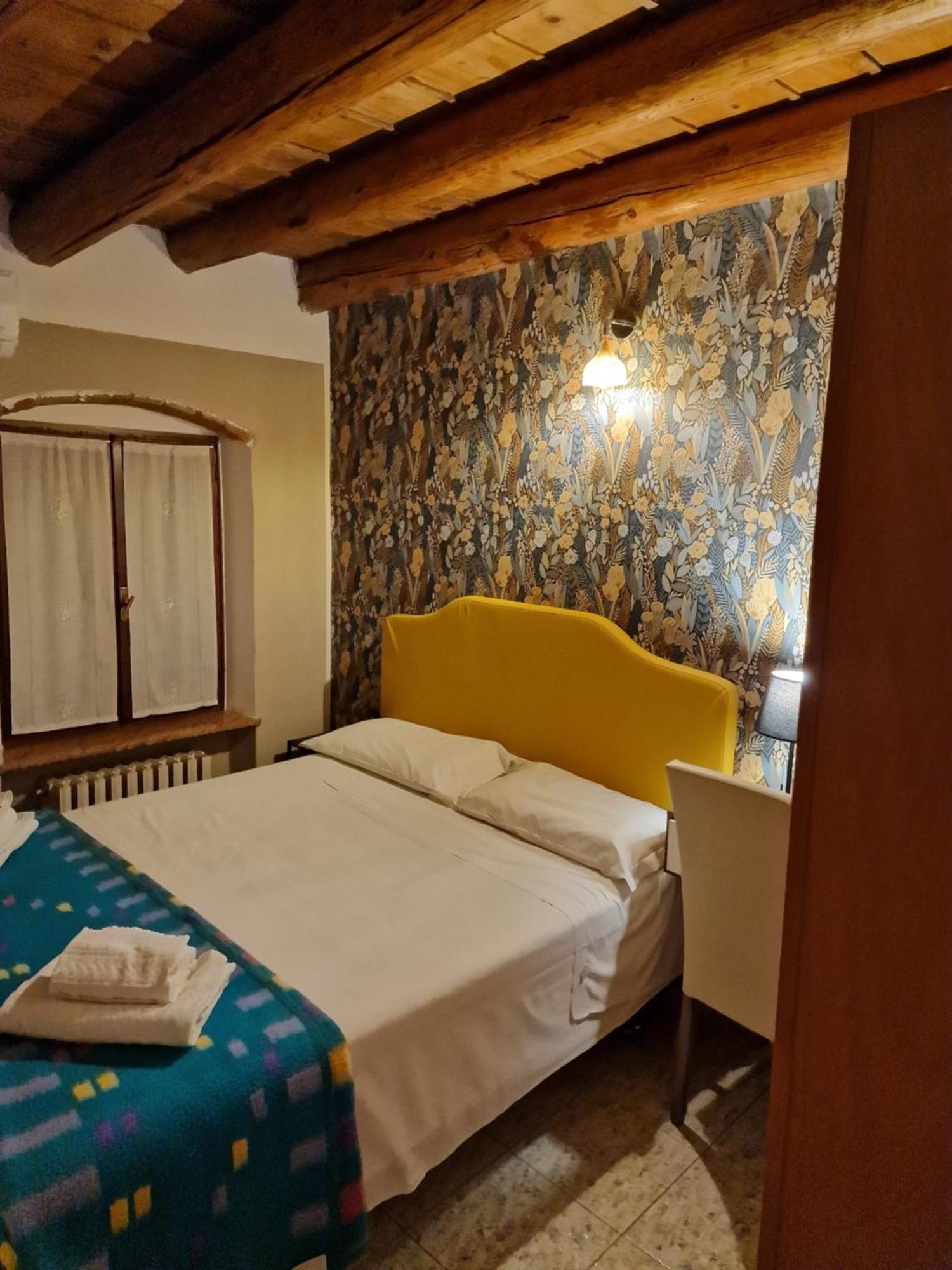 Locanda Al Centrale Caprino Veronese Buitenkant foto